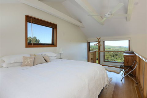 A Seascape Retreat - New South Wales Tourism  7